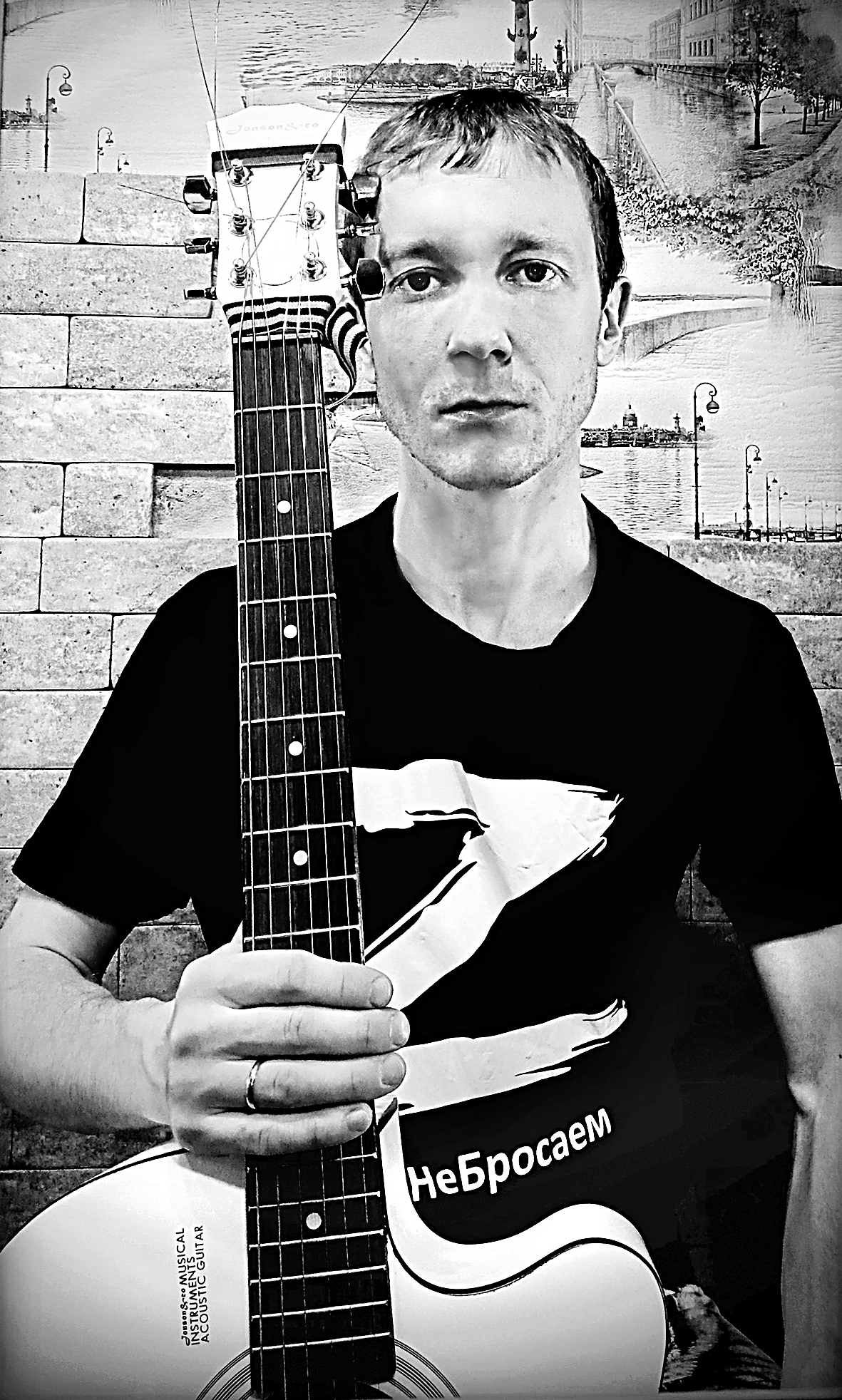 Виктор Романов