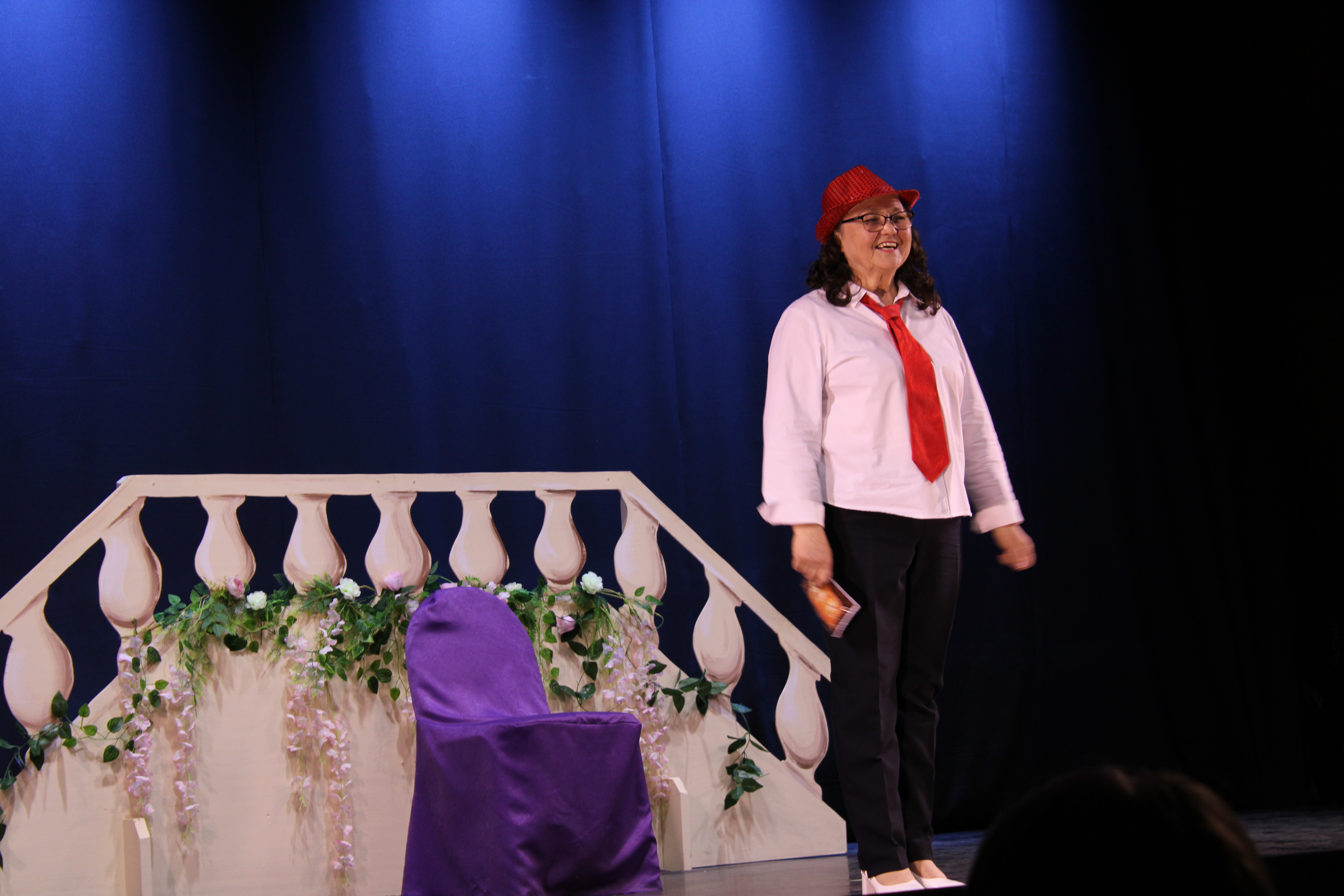 спектакль 8