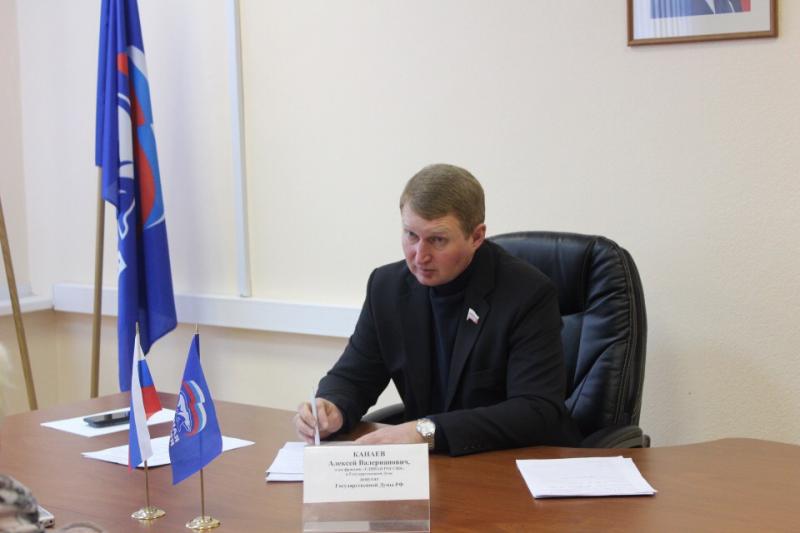 ПОДДЕРЖИВАЯ РЕГИОНЫ