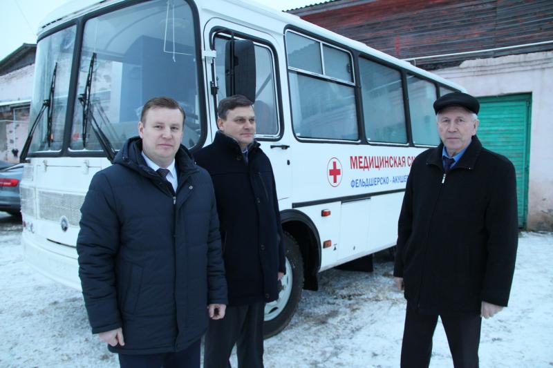 В ТОТЕМСКУЮ ЦРБ ПОСТУПИЛ МОБИЛЬНЫЙ ФАП