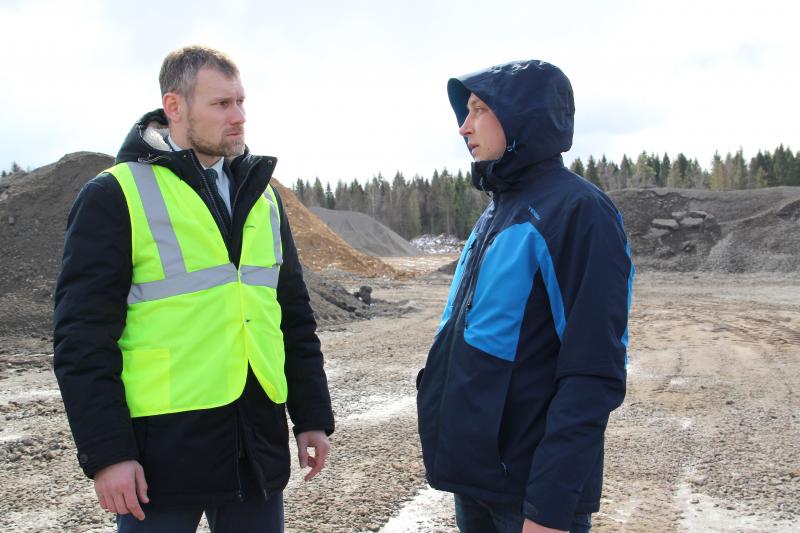 В Тотьме с рабочим визитом побывал начальник департамента дорожного хозяйства и транспорта Вологодской области Андрей Накрошаев
