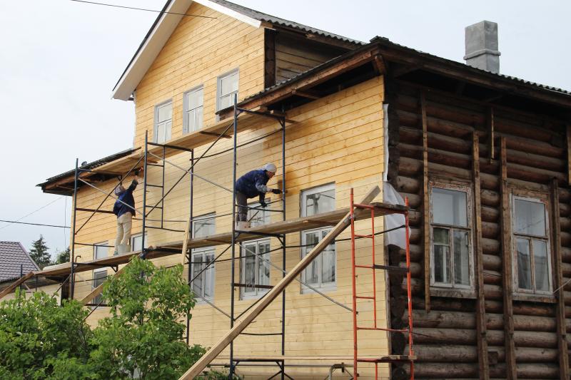 В районе продолжаются капитальные ремонты.