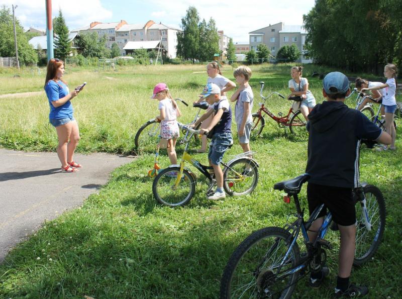 Наконец-то на стадионе у первой школы появится отличный игровой городок.