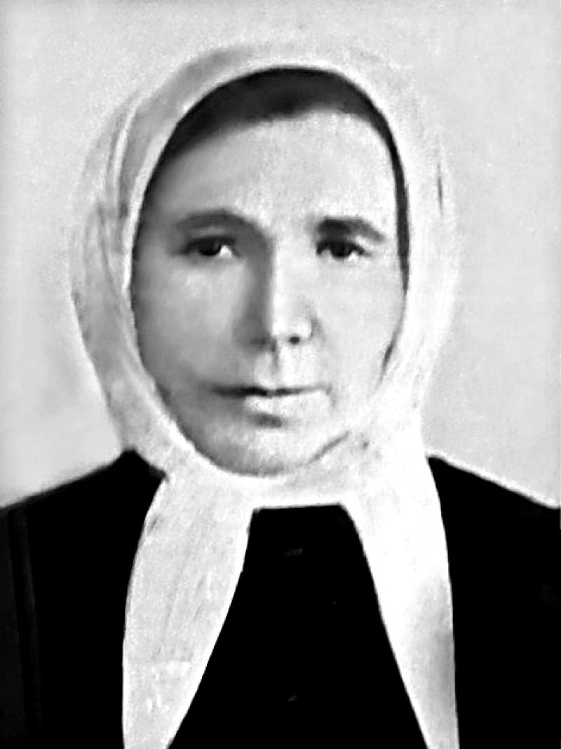 С началом войны жизнь семьи Немировых перевернулась. Александра Фёдоровича призвали на фронт, и в январе 1942 года пришло страшное известие – он погиб, защищая Родину. Молодая женщина осталась одна с двумя детьми на руках в самое тяжёлое для страны время.