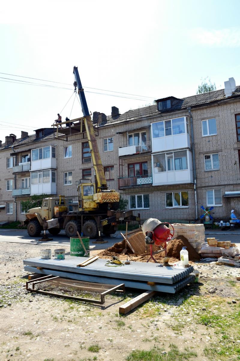 В этом году в Тотемском округе в десяти жилых зданиях запланирован капитальный ремонт кровель. 