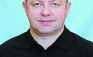 За семь лет работы на Тотемском маслозаводе выпускник молочной академии Алексей Невесёлов прошёл путь от инженера-механика до заместителя директора по техническим вопросам.