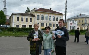 Акцию "Бенгущая книга" нынче посвятили забег посвящён Году единства народов России и 90-летию поэта-земляка Николая Рубцова.