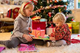 ТОП-5 СОВЕТОВ, КАК ВЫБРАТЬ НОВОГОДНИЙ ПОДАРОК РЕБЁНКУ