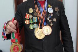 Тотемский гиревик Иван Трутьев стал чемпионом мира 24-ый раз.