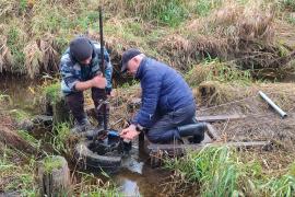Команда археологов и инженеров возрождает соляное производство в деревне Варницы.