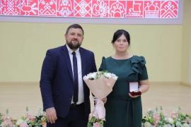 ​​​​​​​Наталья ХАРАБАРДИНА удостоена высокой оценки за профессиональное мастерство.